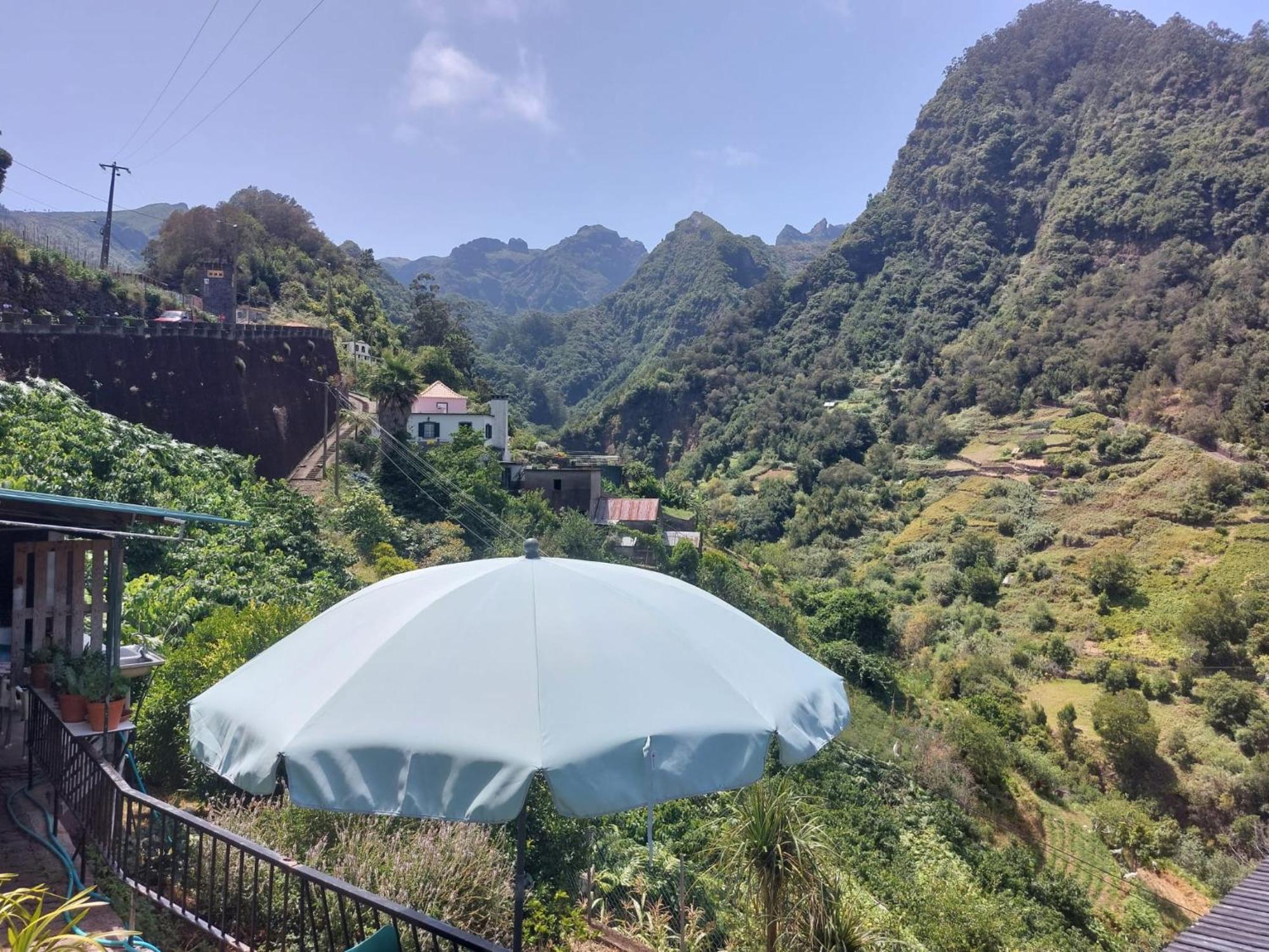 3a Botanical Dimensions Nature Terraces Bbq *
